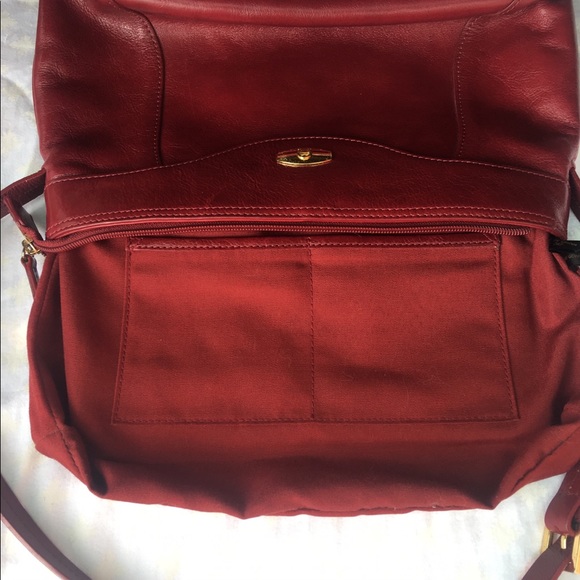 Etienne Aigner Red Clutch with Strap - Picture 5 of 5